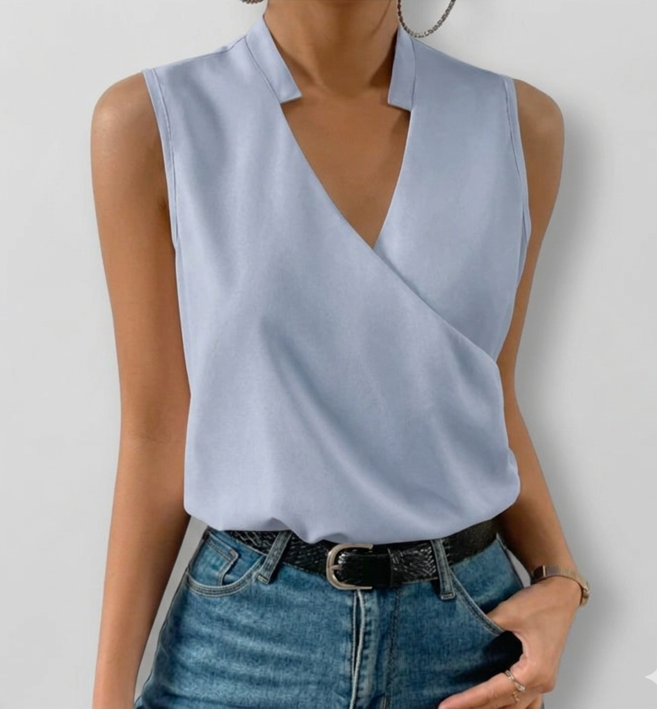 Loretta | Sophisticated V-neck Top
