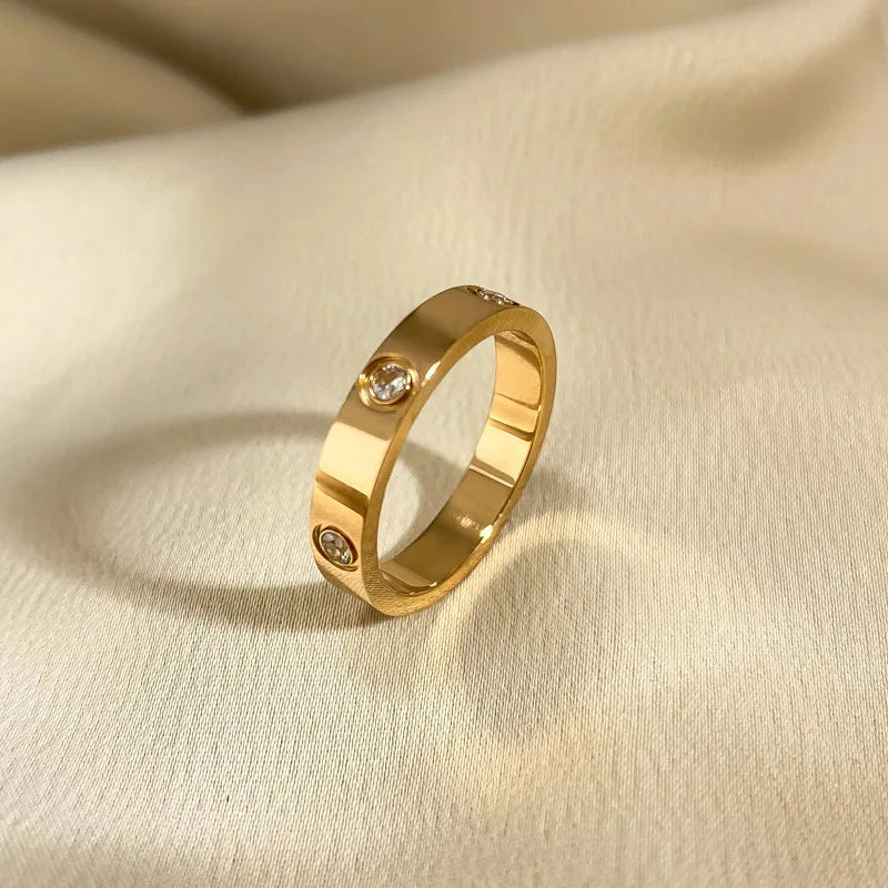 MONA™ – Bague Moderne et Élégante en Or