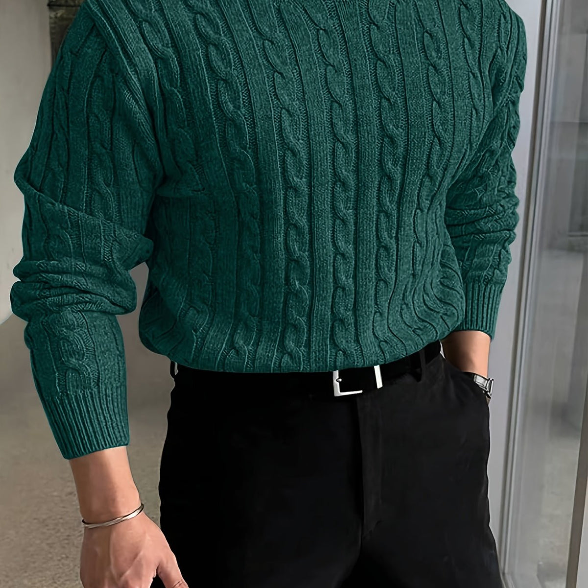 Aldmere | Men's Cozy Cable Knit Crew Sweater