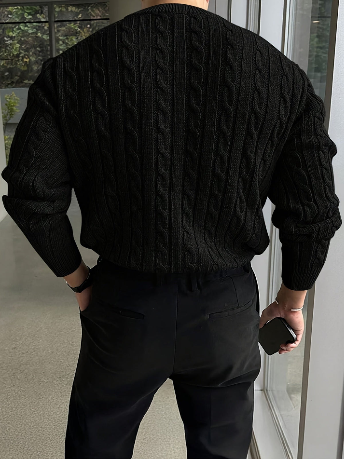 Aldmere | Men's Cozy Cable Knit Crew Sweater