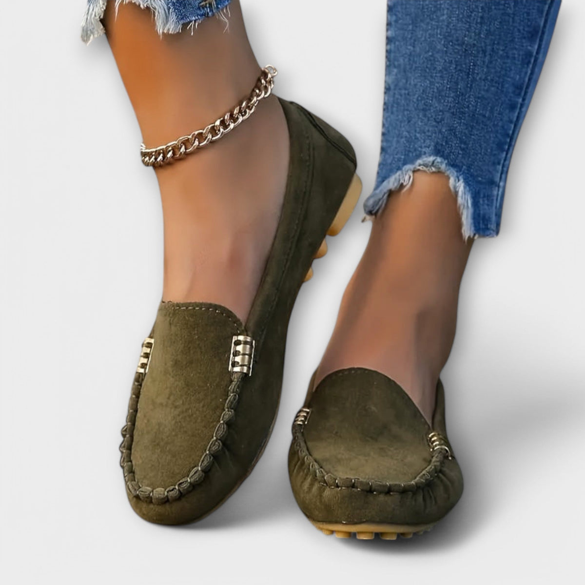 Briarley | Women's Chain Hardware Slip-On Loafer