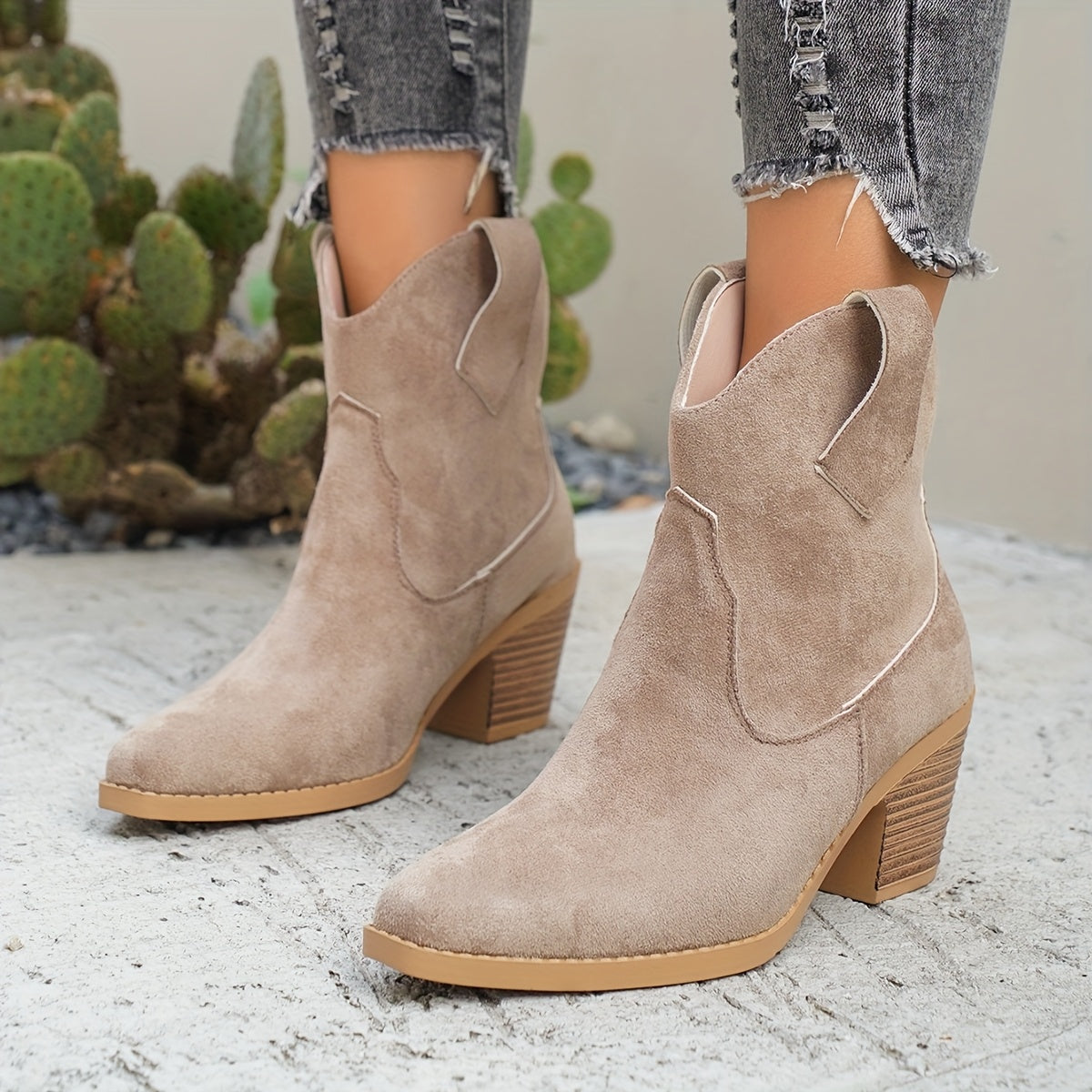 Britta | Women's Pointed-Toe Western Ankle Boots