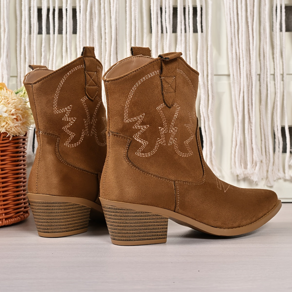 Calveen | Women's Short Western Boots