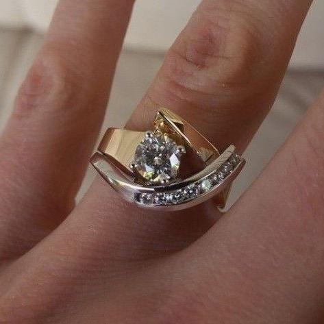 LYNN™ - Bague Zirconia Vintage Irrégulière Or et Argent
