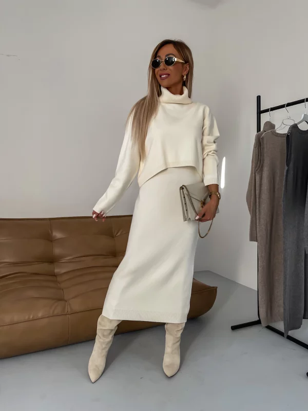 Corvaine | Women's Two-Piece Cropped Turtleneck Sweater Dress Set