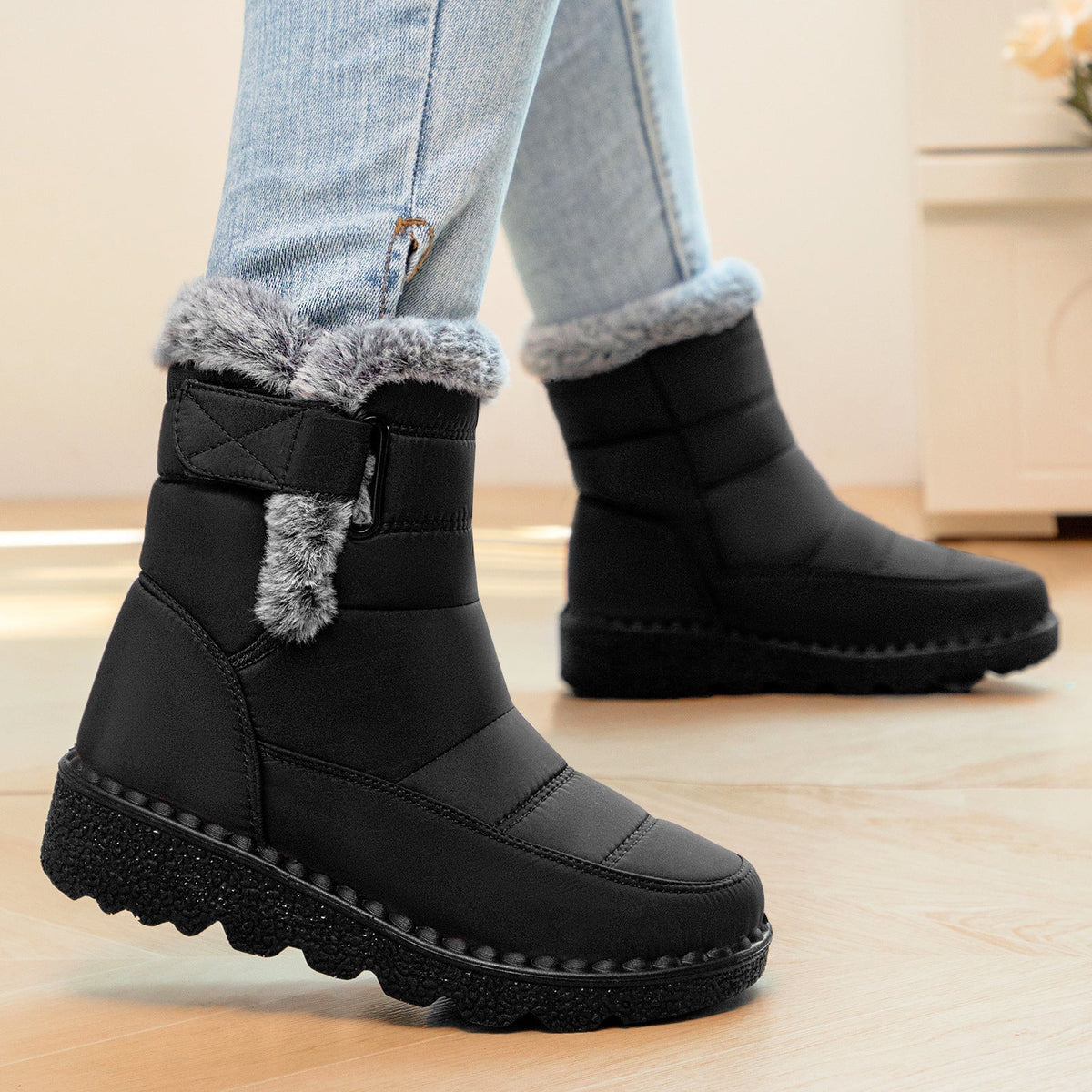 Selwyn | Women's Fur-Trimmed Winter Ankle Boots