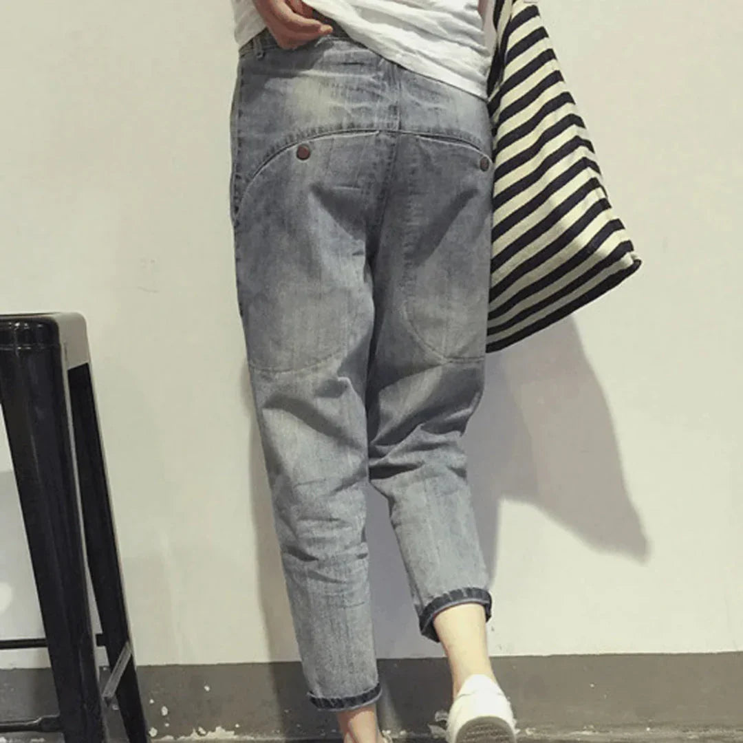 Elowen | Women's Cropped Tapered Jeans