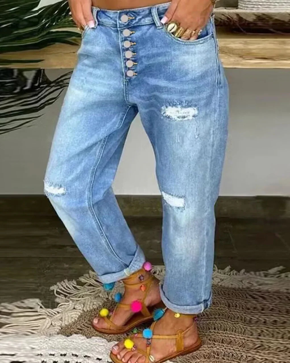 Marielle | Women's Cuffed Distressed Jeans