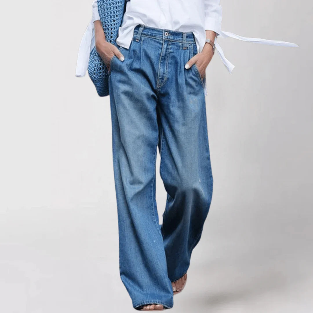 Solene | Women's Pleated Wide Leg Jeans
