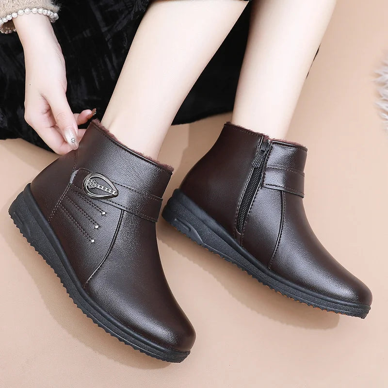 Wyndra | Women's Cosy Winter Ankle Boots